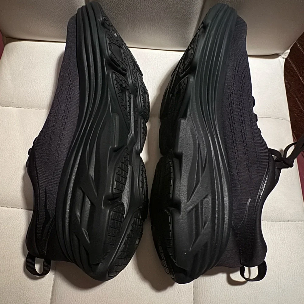 Size 9.5 - Hoka One One Bondi 8 Black - Picture 7 of 10